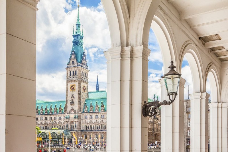 24 Hours in Hamburg, A Mini Vacation to the Big City