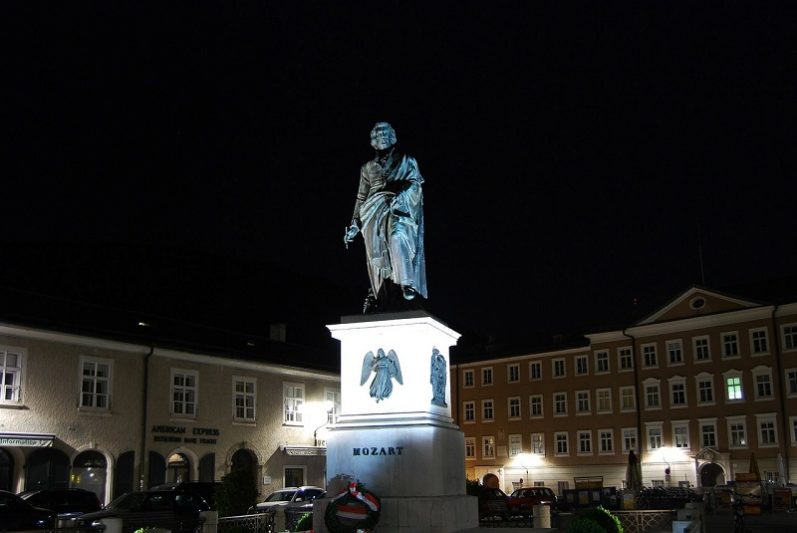 Mozart Statue Salzburg 2
