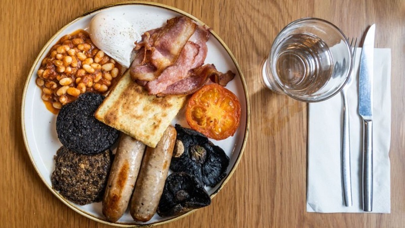 traditional scottish breakfast - Best Scottish Islands