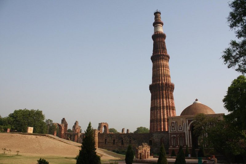 Qutub Minar Sightseeing Spots in Delhi